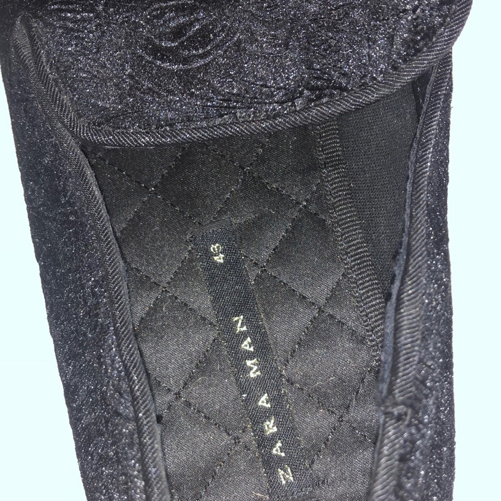 Black rose-designed loafers - Picture 4 of 5